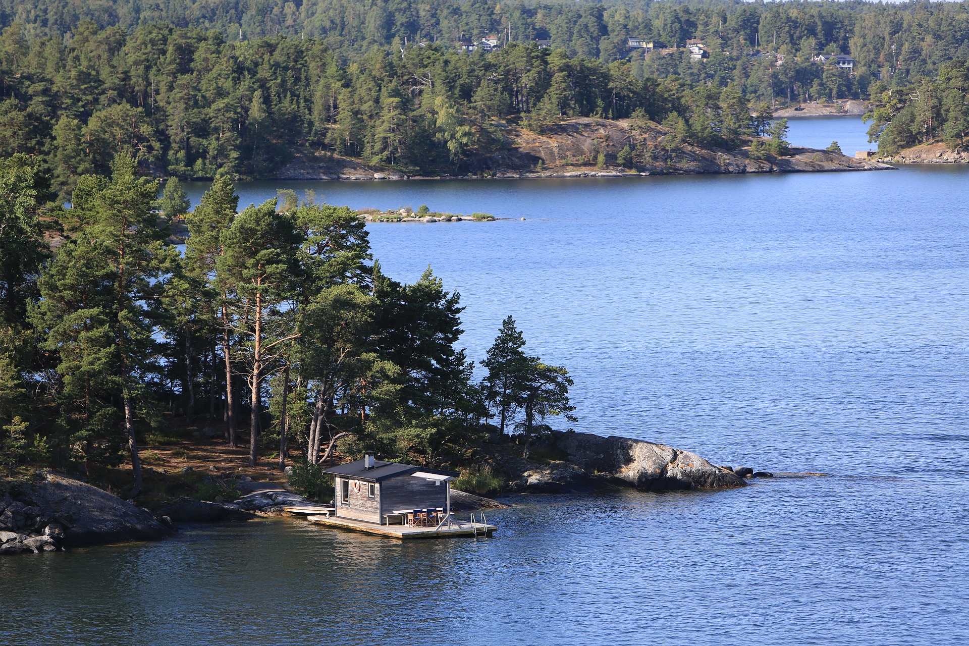 Båttransport i Stockholm och återvinning på sjön eller havet
